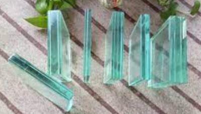 China Transparent Flat Laminated Safety Glass for Windows/Fence for sale