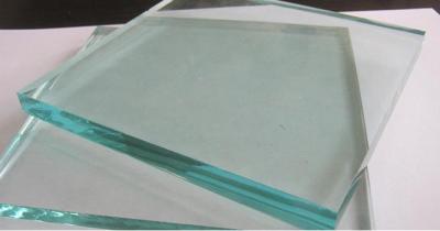 中国 Qualified/High Transparency Clear Glass with Application to Building/Furniture/Automobile 販売のため