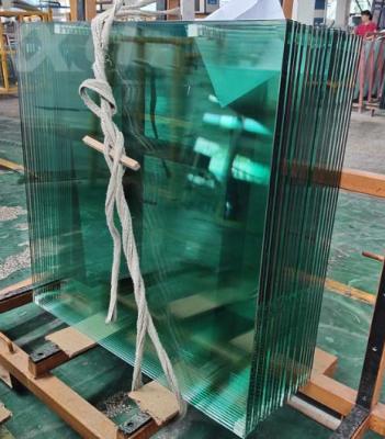 China Customized/Temperature and Pressure Resistant Clear Glass Used for Car Windshied for sale