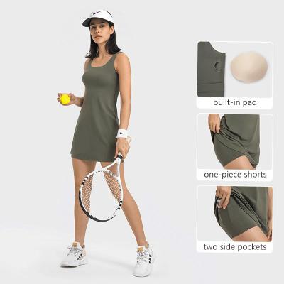 China O vestido do golfe de Sportwear do exercício do pescoço da U-forma contorna o short incorporado de uma peça só dos bolsos à venda