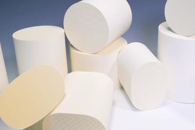China Catalytic Ceramic Carrier Thermal Shock Resistance of Ceramics for sale