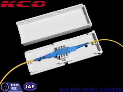 中国 屋内繊維光学の端子箱、ドロップ・ケーブルの保護箱のアダプター箱1はSC/APCの芯を取ります 販売のため