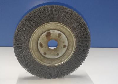 Chine La brosse en nylon abrasive de ébavurage de roue/filament abrasif en nylon balaye la haute densité à vendre