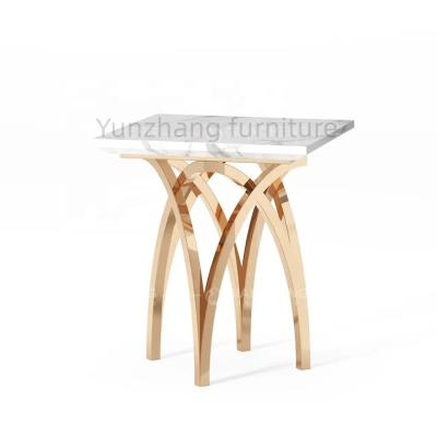 中国 メタル・ベースの独特な設計側面のソファーのテーブルの居間の家具 販売のため