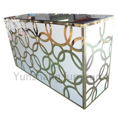 China Premium Patterned Bar Table Locker Wine Rack Wedding Decoration Table for sale