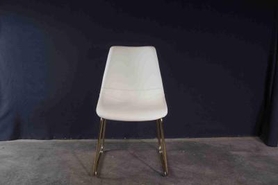 China Der italienische moderne Minimalist, der Stuhl speist, füllte Esszimmer-Stuhl-einfache nordische Metallbeine auf zu verkaufen