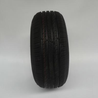 China 215 55 R17 94V Professional Sport Car Tyre All Season 17in 1477 Pounds for sale