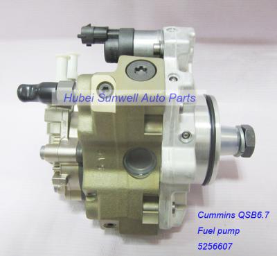 China Komatsu PC210LC-8 excavator SAA6D107 engine fuel pump 5256607,3975701,4941066,4988593 for sale