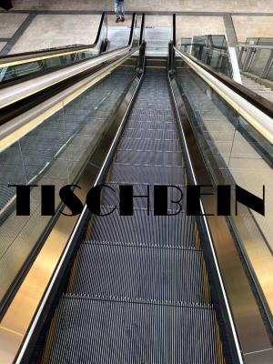 China Escadas rolantes comerciais para shoppings VVVF 0,5 m/s para ambientes internos e externos com largura de degrau de 1000 mm e parada de emergência à venda