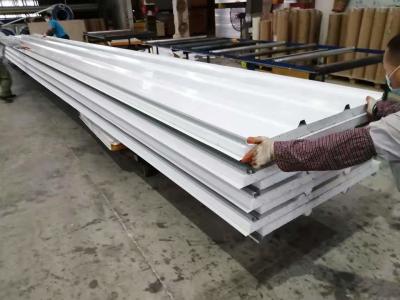 China Espuma de acero impermeable del aislamiento del panel de bocadillo del EPS para la construcción en venta