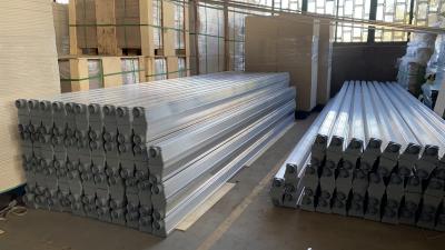 Chine Anti couverture fibreuse de tamis de drain de plancher en métal de l'odeur ISO9001 pour des eaux d'égout à vendre