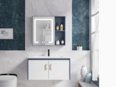中国 Powder Rooms Hanging Bathroom Cabinet Modern Sleek Minimalist Design 販売のため