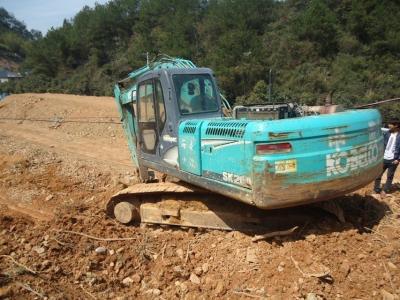 China sk210lc-8 used kobelco japan excavator dig machiner Philippines for sale