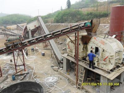 China 300t 350t 380t  Hard Rock Mobile Crushing Station Mobile Jaw Crusher  Portable Crushing Plant labyrinth seal toggle plat for sale