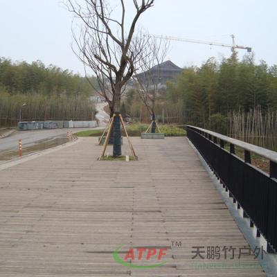 China Anti Corrosion Flat Floor Decking Boards For Garden Park Walkway for sale