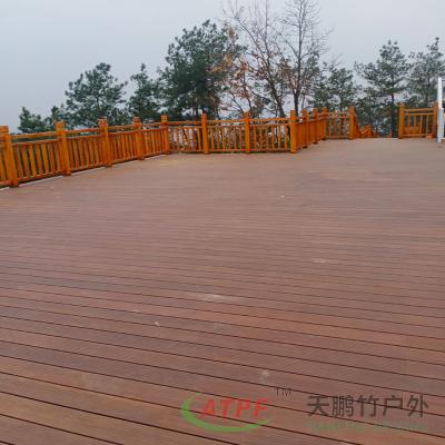 Chine Planches de revêtement de sol respectueuses de l'environnement Bois de bambou pour les terrasses à vendre