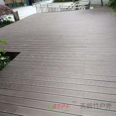 China Sustainable Carbonized Bamboo Decking Timber Boards Anthracite for sale