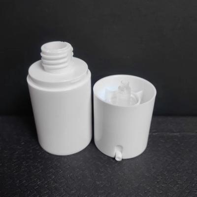 China 2000pcs Glossy Airless Pump Bottle with Silk Screen Printing Te koop