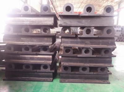 China Marine Port Dock Rubber Fenders , GD Type Large Boat Dock Fenders Marine for sale