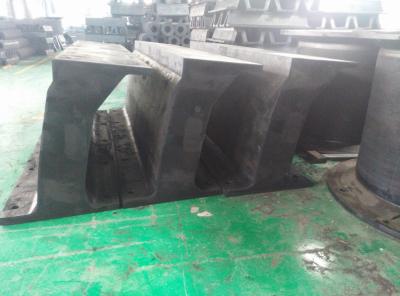 Chine Type marin de pi amortisseurs en caoutchouc d'élément d'unité d'amortisseur pour le matériau protecteur de dock à vendre