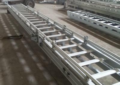 China Escalera de embarque de aluminio para embarque marítimo Escalera de alojamiento 12 - 58 escalones en venta