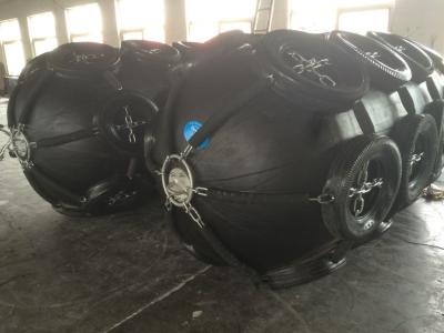 China Marine Floating Inflatable Pneumatic Rubber Fender Straight Type for sale