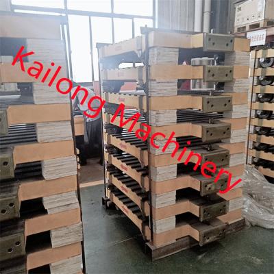 China High Accuracy Pallet Bogie For Automatic Green Sand Moulding Line for sale