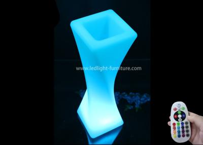 Китай Лампа СИД РГБ цветочных горшков СИД дистанционного управления управляемая батареей включенная продается