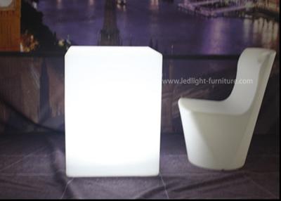 China Durable LED Light Up Cube Table 45*45*110 Cm For Wedding / Banquet Decoration for sale