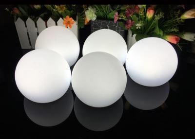 China Lighted Christmas LED Ball Lights , Floating LED Pool Balls Long Lifespan for sale