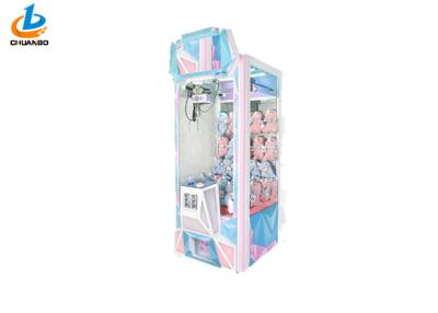 China 110v - 240v Plastic Metal Candy Grabber Claw Machine With Display Screen for sale