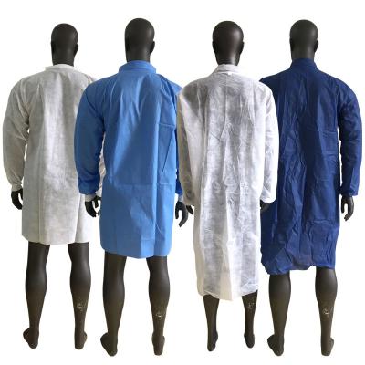 China PP SMS Non Woven Disposable Lab Coats With Pockets White Blue Green for sale