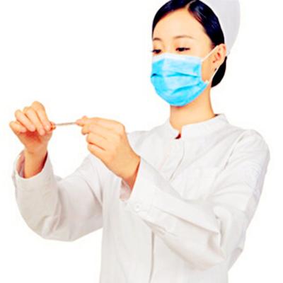 China Máscara protetora não tecida descartável de Earloop 3 dobras 3 camadas à venda