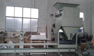 China Briquettes / Pebble Gross Weighing Semi Automatic Bagging Machine 450-600 bags / hour for sale