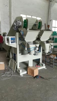 Chine Double pesant la machine à emballer AC380V / 220V de pomme de terre de pomme de terre appropriée au carton ou aux sacs à vendre