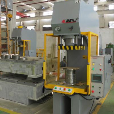 Chine la machine TPC C de presse hydraulique de cadre de 160Ton C encadrent le CE mécanique ISO9001 de presse à vendre