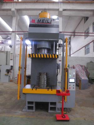 Chine métal de presse hydraulique de machine de presse hydraulique de cadre de 250Ton C formant OIN TPC de la CE à vendre