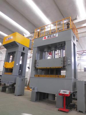China prensa hidráulica compuesta serva de la máquina de la prensa hidráulica del marco de 630Ton H en venta