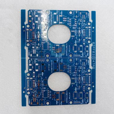 China Serviço de fabricação de PCB de 2 onças 4 camadas IATF16949 com máscara de solda azul à venda