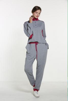 中国 ポリエステル スパンデックスの灰色の長い袖のパジャマ セット 販売のため