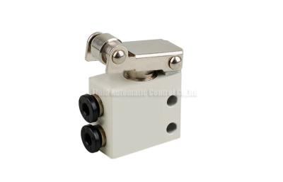 China Two Position Three Way Mechanical Control Valve For Pneumatic Automation System for sale