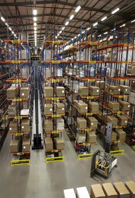 China Standard Very Narrow Aisle Pallet Racking Logistics Warehouse Increase Space Storage Racks for sale