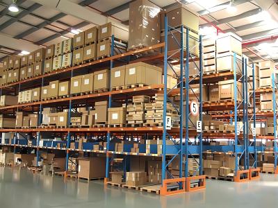China Heavy Duty Warehouse Storage Industrial Shelf Rack Metal Shelving for sale