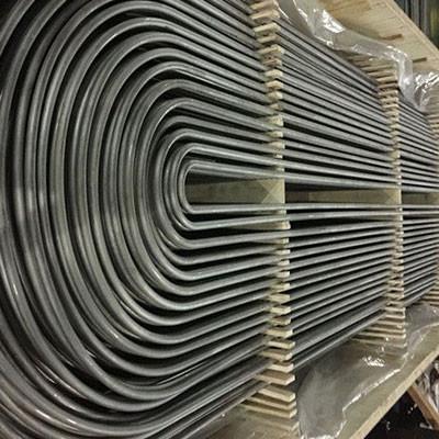 Chine Paquet sans couture d'échangeur de chaleur de l'acier allié T22 de tube de coude en U de DELLOK à vendre
