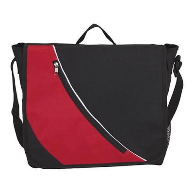 China Outdoor Sports Custom Messenger Bags For Men with Thermal Transfer Logo for sale