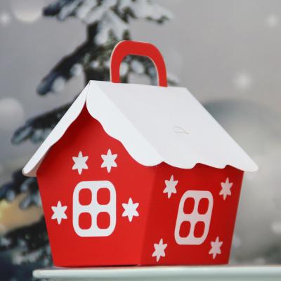 China Snow Christmas Custom Paper Food Containers House Gift Box 8*6*10cm 15g for sale