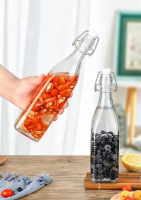 Cina Resistenza al calore Bottiglia di vetro per bevande 300g Bottiglia di vetro per bevande in vendita