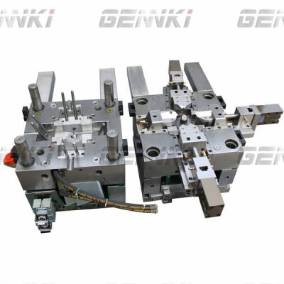 China SPI 2344 Multi Cavity Injection Molding In Automotive Industry Freezer Part for sale