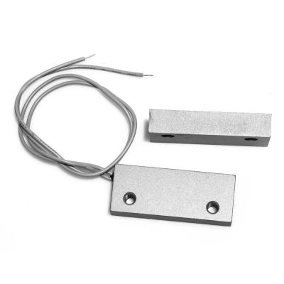 China Metal Magnetic Door Contacts Surface Mounted with Wires CS-52 for sale