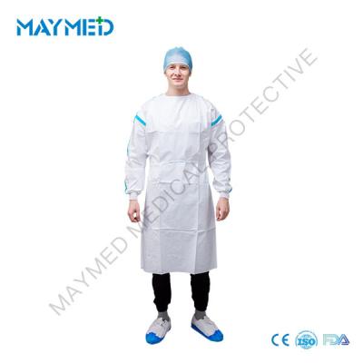 China Microporous Non Woven Disposable Surgical Gown EO Sterilized for sale
